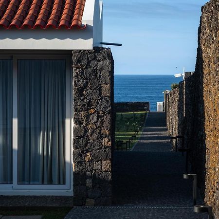 Entre Muros - Turismo Rural - Casa Com Jardim E Acesso Direto Ao Mar Рибейра-Гранди Экстерьер фото
